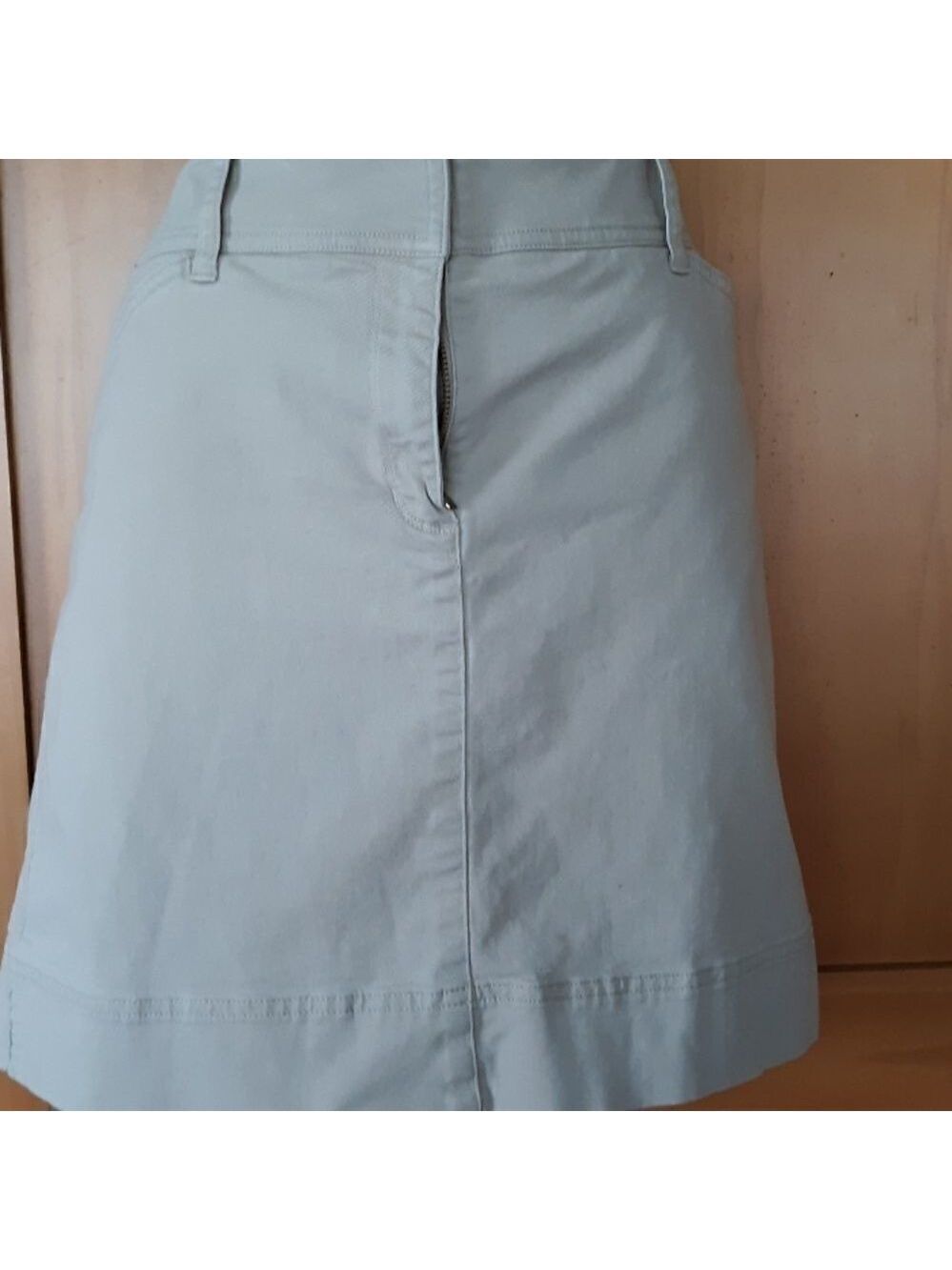 Jones New York signature skirt